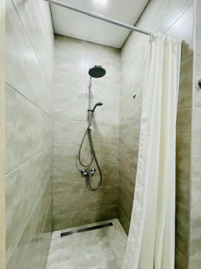 Balmaral Apart Hotel Batumi Exterior photo