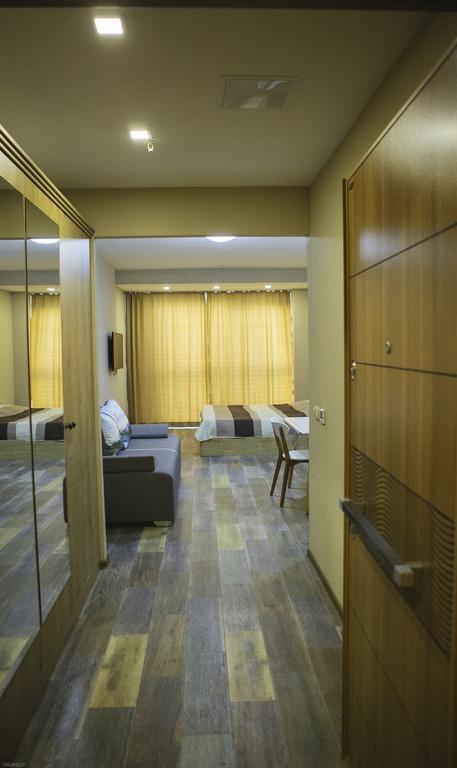 Balmaral Apart Hotel Batumi Exterior photo