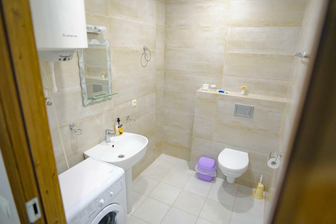 Balmaral Apart Hotel Batumi Exterior photo